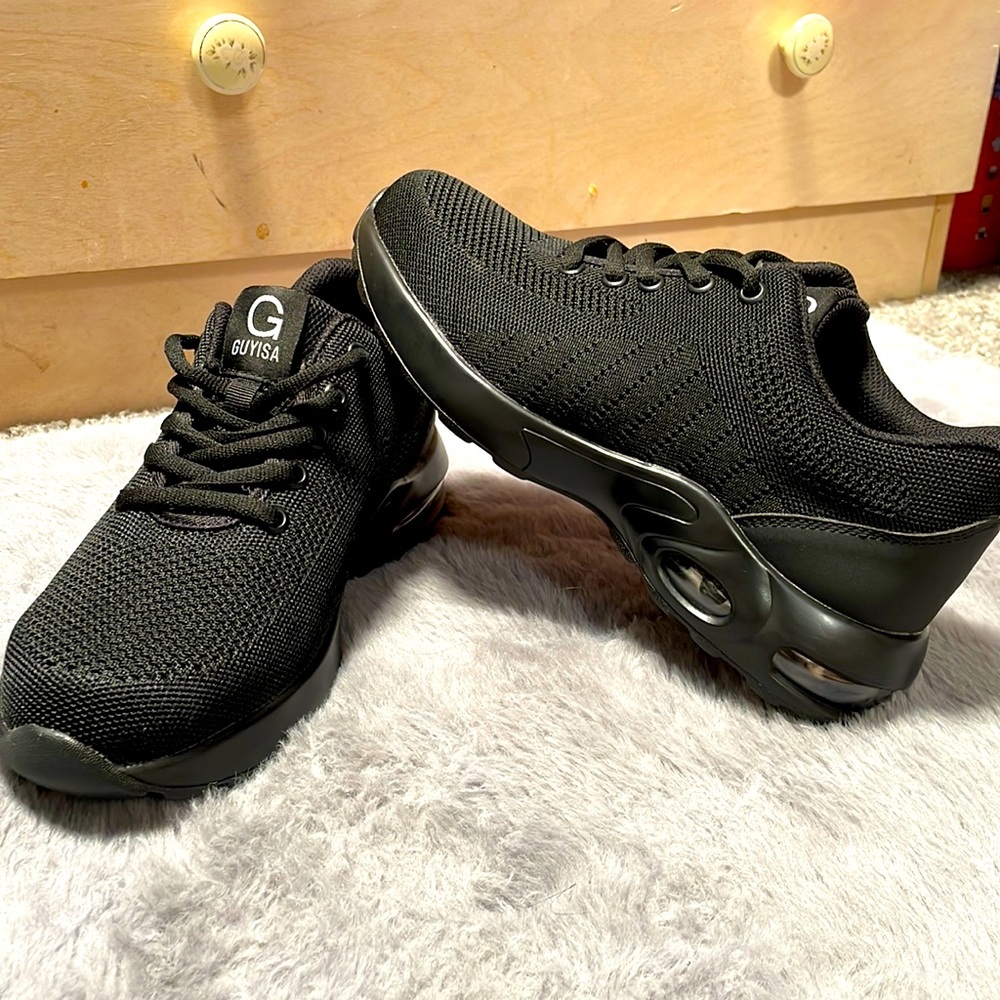 Guyisa steel toe shoes size 8 1/2 women